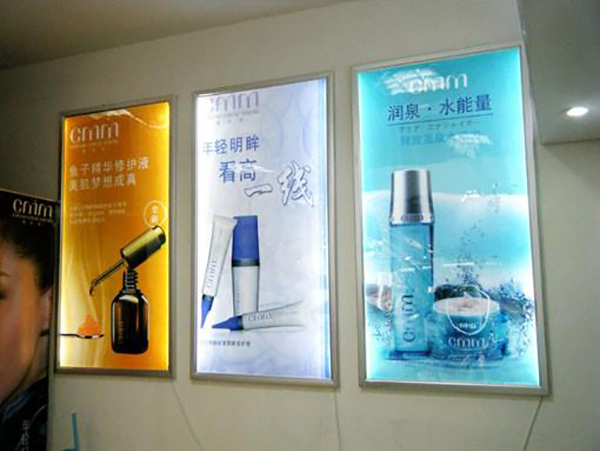 燈箱布與寫(xiě)真布、噴繪布怎么區(qū)分？